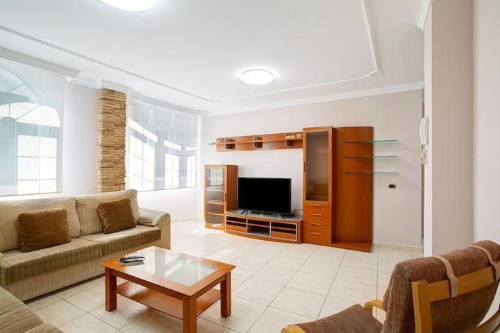 Aeropuerto Gran Canaria Apartamento Vacacional Carrizal Eksteriør billede